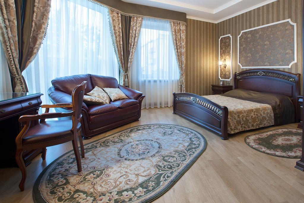 Hotel Helicopter 3*