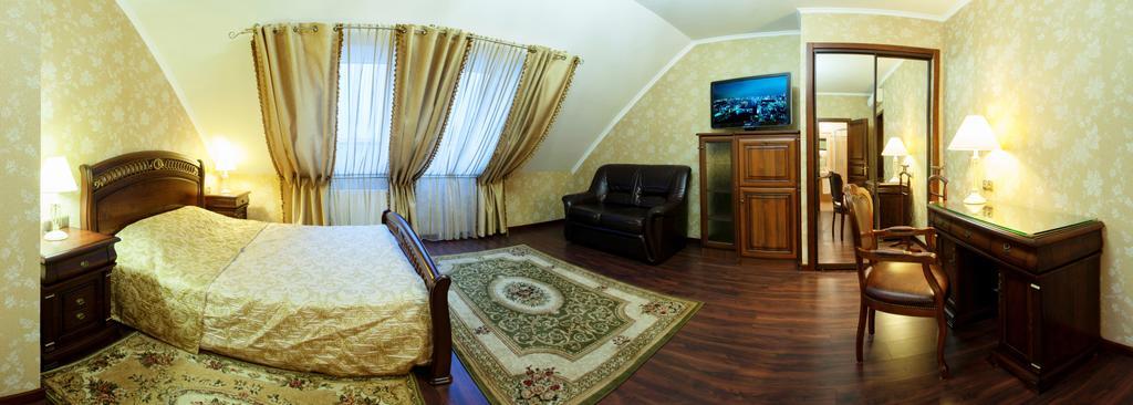 Hotel Helicopter 3*